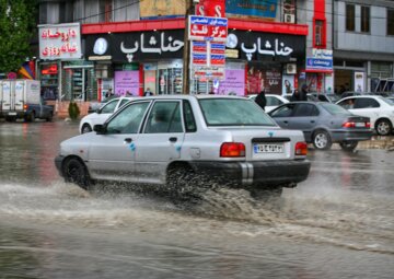 بارش باران در خرم‌آباد