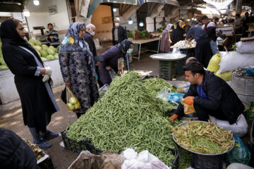 بازار میوه شهر کرمانشاه