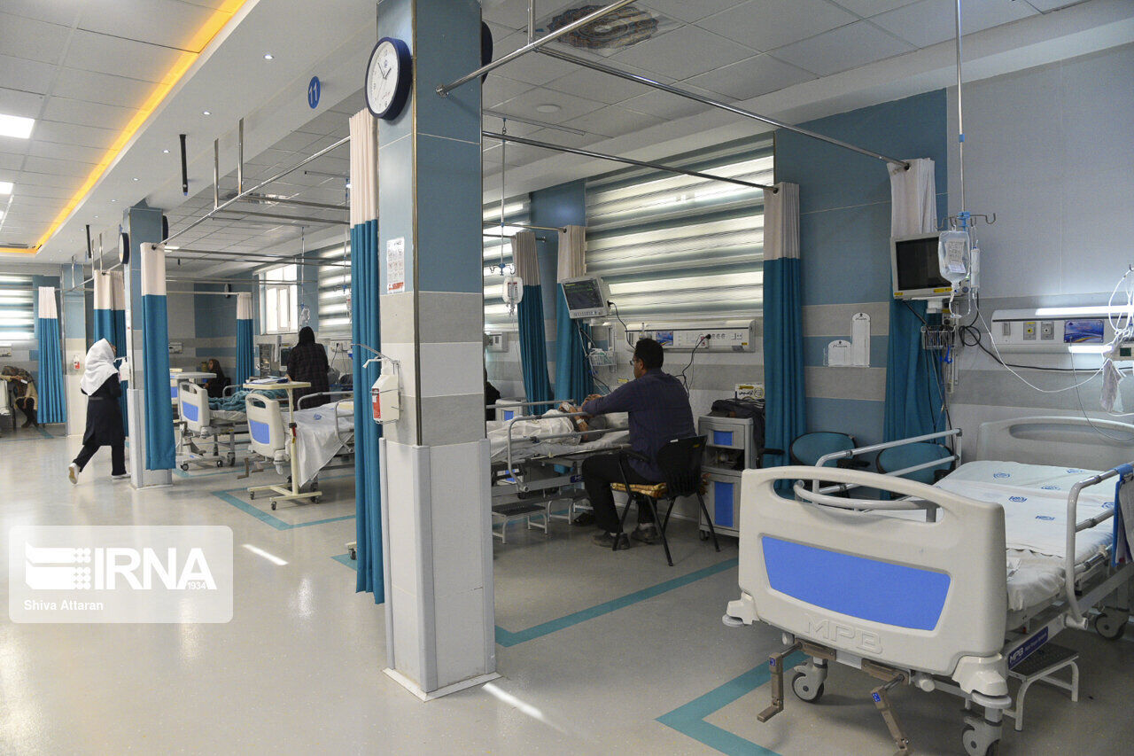 استان البرز به ۲ هزار و ۳۰۰ تخت بیمارستانی نیاز دارد 