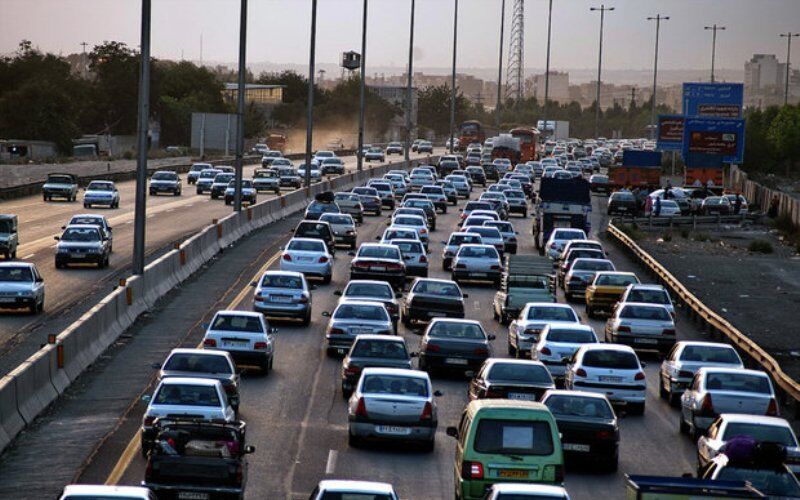 ترافیک سنگین در آزاد راه تهران - کرج - قزوین  