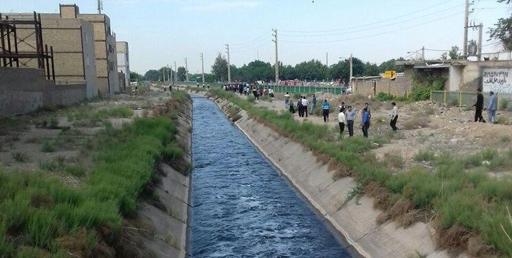 شهرداری وظیفه خود را در قبال کانال آب عباس آباد ری انجام داده است