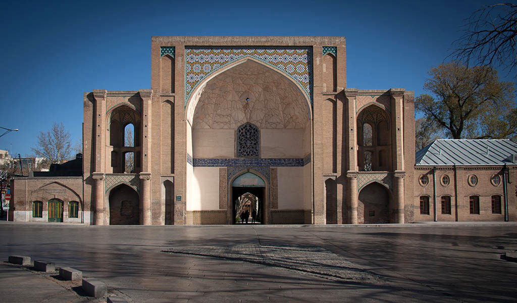رییس جمهور: یک طرح جامع باید برای دولتخانه صفوی قزوین تهیه شود