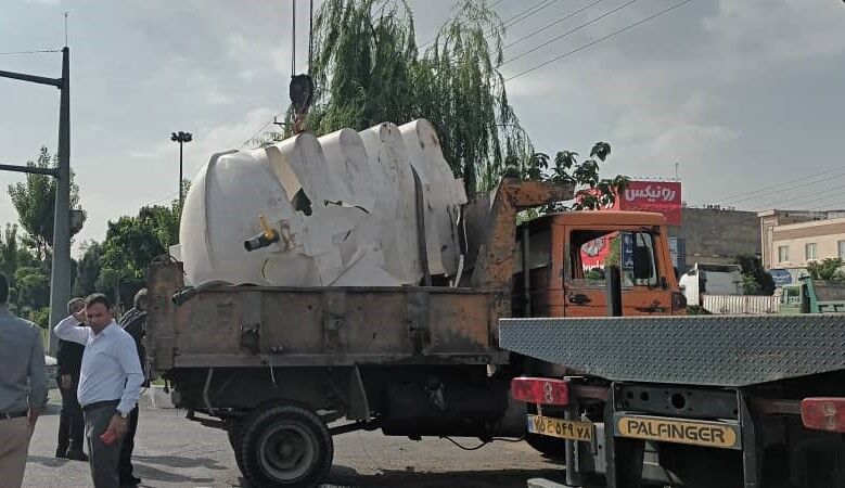 واژگونی تانکر حمل آب در پاکدشت دو مصدوم برجای گذاشت