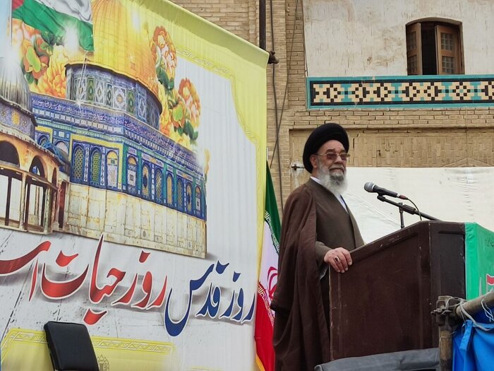 امامان جمعه سراسر کشور: ترس و وحشت صهیونیستها را فراگرفته است
