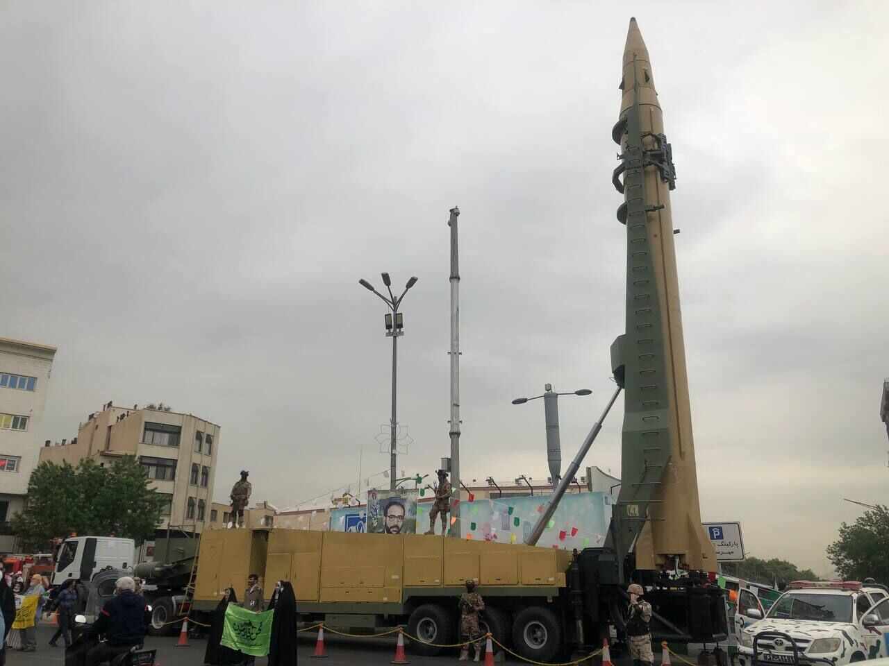 IRGC’s Emad missile displayed in Tehran Quds Day rally IRNA English