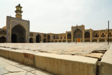 فرونشست به مسجد سید اصفهان رسید