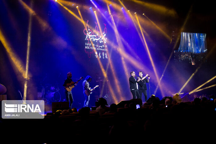 مسیر کنسرتها بر مدار عهد و قول؛ ۶۰ اجرا در ۲۰ روز/ با دورغ آن را گِل نکنیم