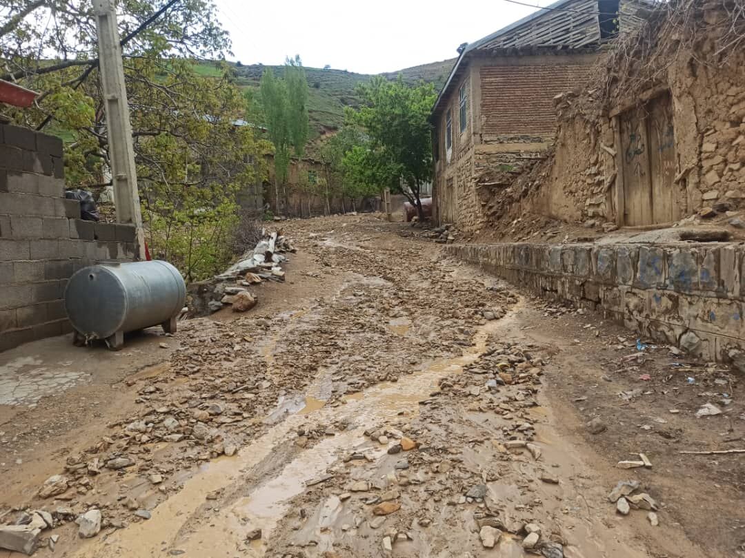 بارش رگباری باران و جاری شدن سیل در خلخال خسارات مالی برجای گذاشت