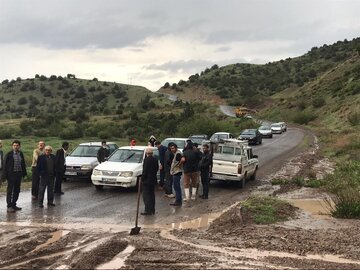  سیل به راه‌های ارتباطی ۱۸ روستای خلخال خسارت وارد کرد