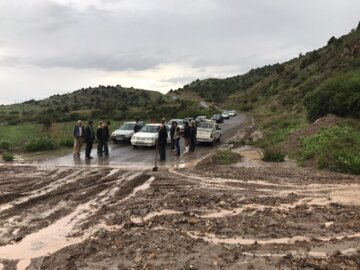سیل راه  ارتباطی ۲۰ روستای کلات خراسان رضوی را قطع کرد