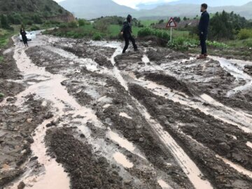 راه دسترسی ۴۰ روستای الیگودرز بسته شد