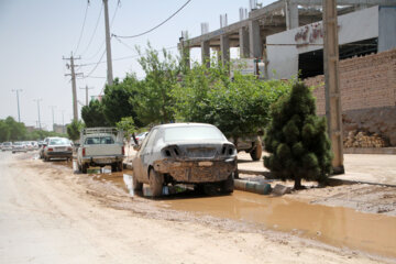 خسارت سیل و روان آبها به شهر یزد