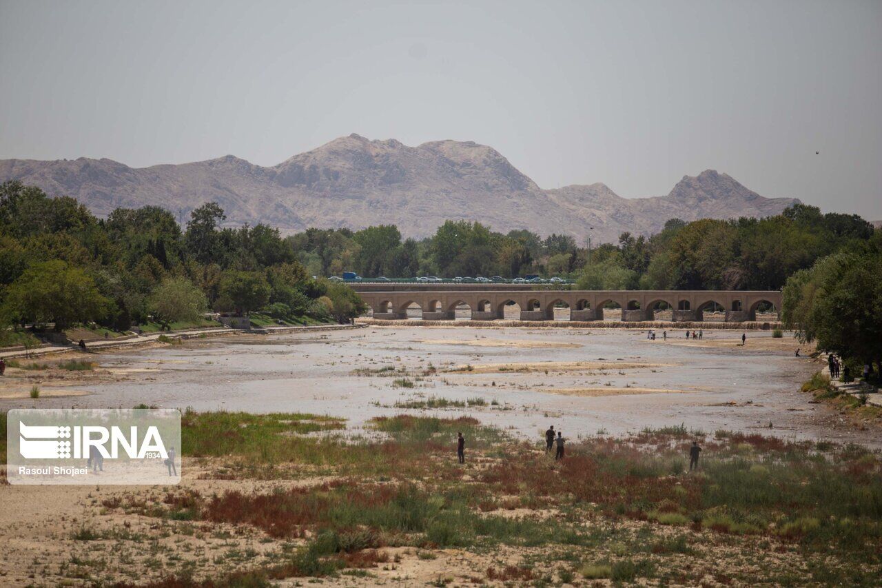 رییس کل دادگستری اصفهان: اولویت همه دستگاه‌ها باید مساله آب باشد