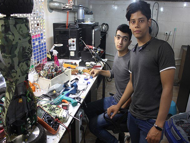 استفاده از ظرفیت مشاغل و کارخانهها برای تحقق اهداف سند تحول بنیادین