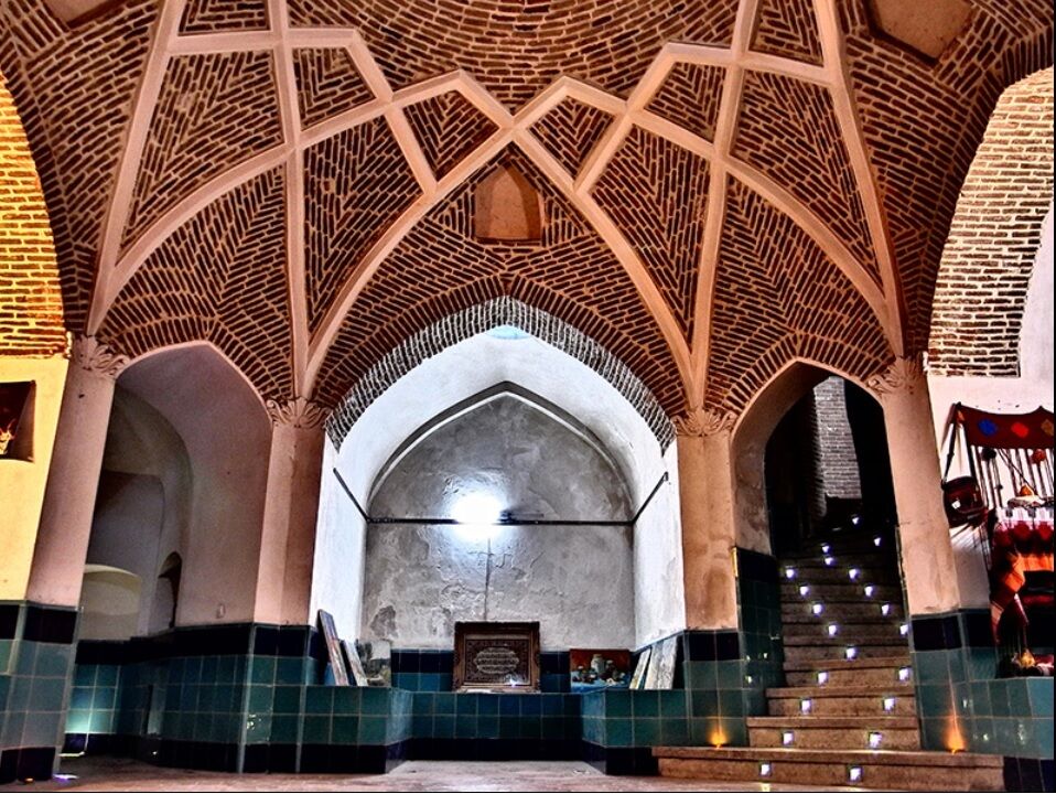 اینجا دیگر هیچ لُنگی زیر پای کسی پهن نمیشود اینجا دیگر هیچ لُنگی زیر پای کسی پهن نمیشود