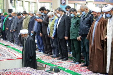 خطیب نماز عید فطر بجنورد: بهره‌مندی از ذخیره معنوی ماه رمضان ادامه یابد