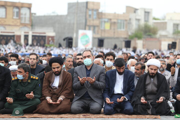 نماز عید فطر در محل شهید گاه شیخ صفی الدین اردبیلی