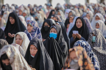 اقامه نماز عيد فطر در کرمانشاه