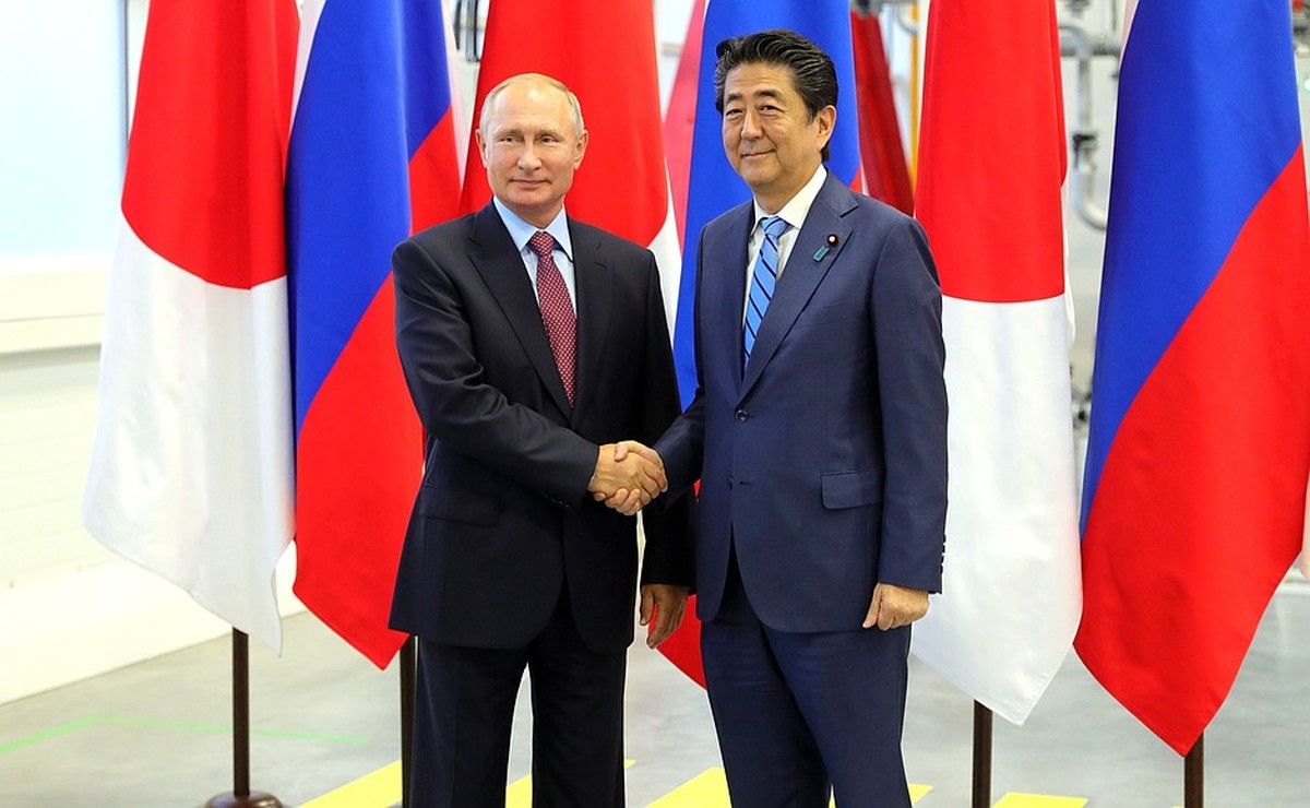 وزیران دفاع آمریکا و ژاپن در مورد بحران روسیه گفت و گو می کنند