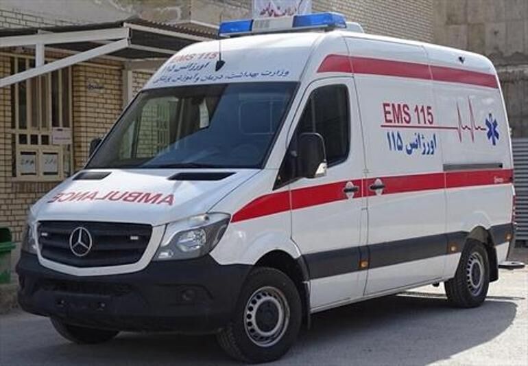 ۲ تیم عملیات اورژانس استان بوشهر به کمک مصدومان حادثه متروپل آبادان اعزام شدند