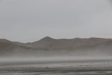 چهار کانون گرد و غبار فعال در آذربایجان غربی وجود دارد