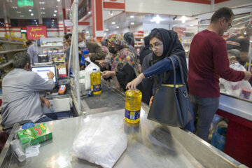 توزیع کالاهای اساسی در فروشگاه های کرمانشاه