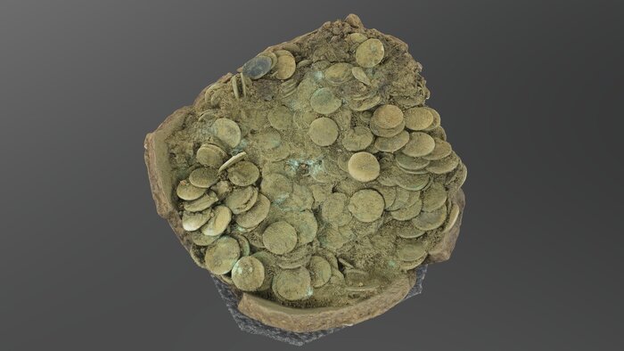 کشف گنجینهای از سکههای عتیقه در سوئیس