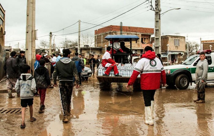 امدادرسانی منهای سیاست/به افتخار بازرگانی که خاطراتش منجر به تشکیل صلیب سرخ شد