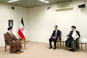 El Ayatolá Jamenei y Bashar al-Assad se reúnen en Teherán 