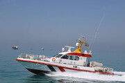 شناور باری با ۹ ملوان از خطر غرق شدن در خلیج فارس نجات یافت

