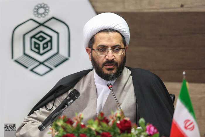 تدوین سند ملی زیارت کلید خورد/ اماکن مقدسه امامزادگان قابلیتهای ویژه گردشگری را دارند