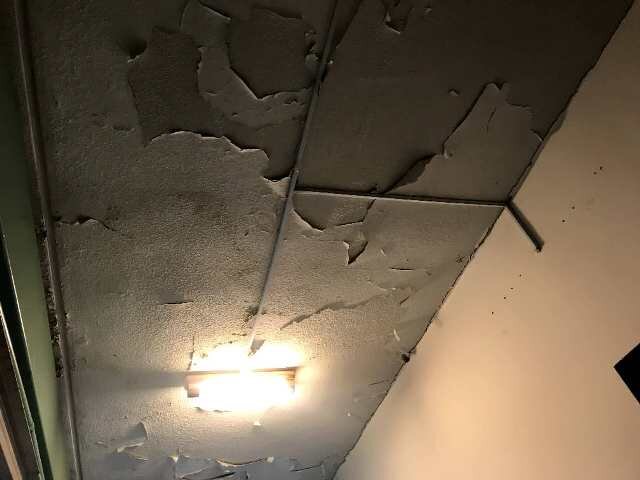 ساختمان فرودگاه یزد روز غلتک فرسودگی/شرکتهای هواپیمایی پاسخگوی تاخیرات باشند