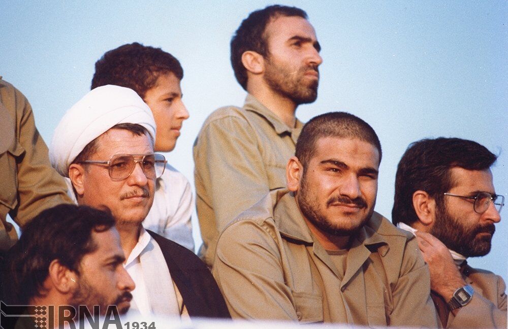 هاشمی رفسنجانی: ریگان میخواست مستقیم با من صحبت کند هاشمی رفسنجانی: ریگان میخواست مستقیم با من صحبت کند