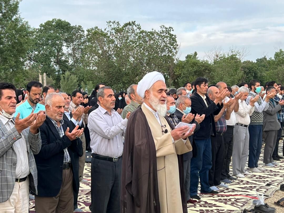 نماز باران در قزوین اقامه شد 