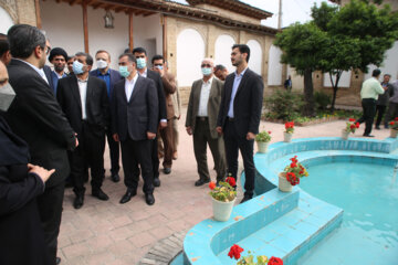 رونمایی از سیمین ساسانی