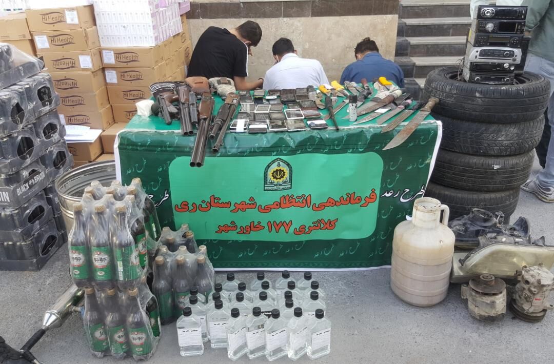 ۲۴ باند تبهکاری متلاشی و ۴۰۲ متهم در شهرری دستگیر شدند ۲۴ باند تبهکاری متلاشی و ۴۰۲ متهم در شهرری دستگیر شدند