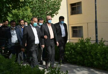 وزیر علوم از طرحهای نیمه‌تمام دانشگاه حکیم در سبزوار بازدید کرد