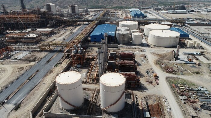 مشعل های کوره های الفین پتروشیمی گچساران ساخت داخل است