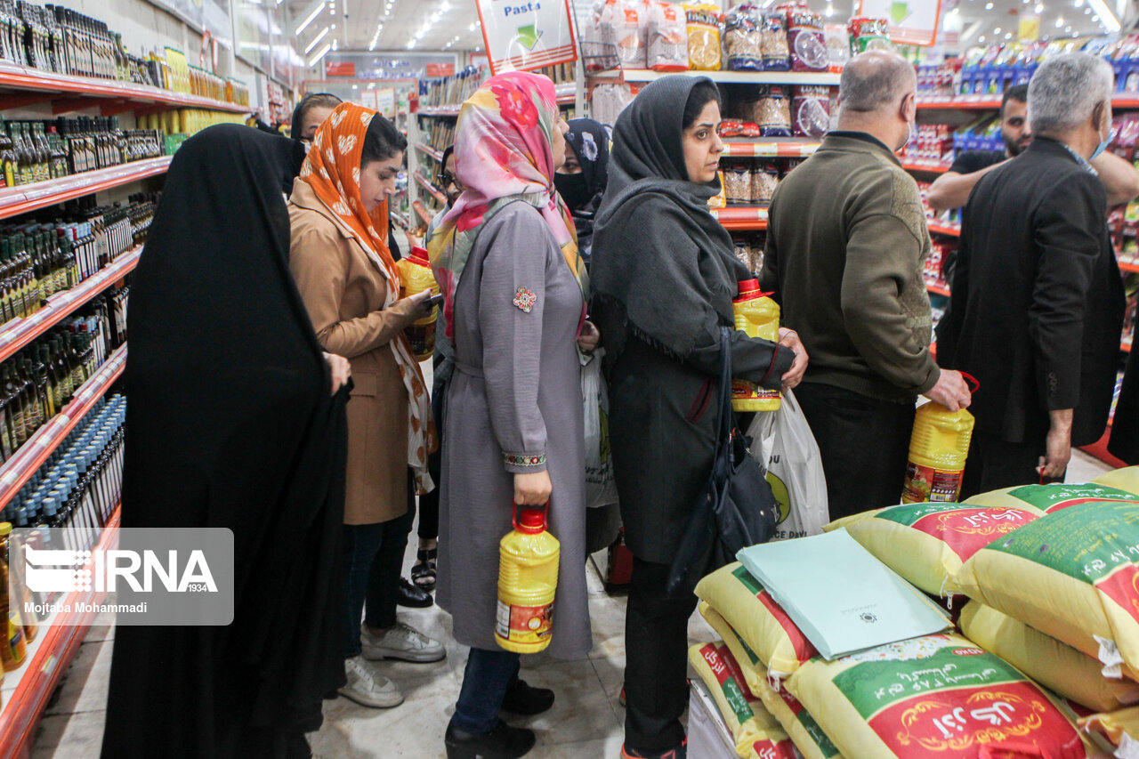 ۴۱۰ تن کالای اساسی تنظیم بازار در کردستان توزیع شد