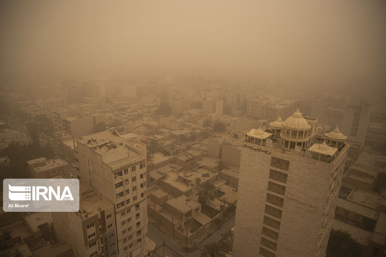 ریزگردها؛ بحرانی ترسناک اما قابل کنترل ریزگردها؛ بحرانی ترسناک اما قابل کنترل