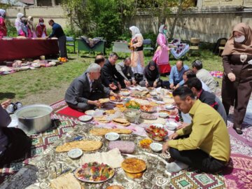 جشنواره غذا و بازی‌های محلی دانش‌آموزان خلخالی