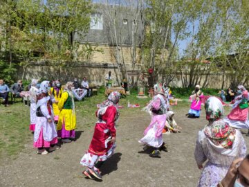 جشنواره غذا و بازی‌های محلی دانش‌آموزان خلخالی