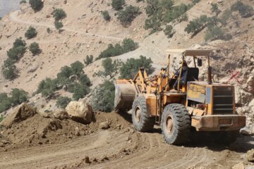 مرمت ایلراه منار توسط گروه جهادی شهید سید حمید تقوی فر