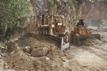 مرمت ایلراه منار توسط گروه جهادی شهید سید حمید تقوی فر