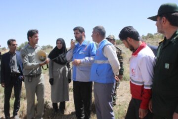 مانور اطفای حریق در جنگل باغشادی چاهک در شهرستان خاتم  برگزار شد