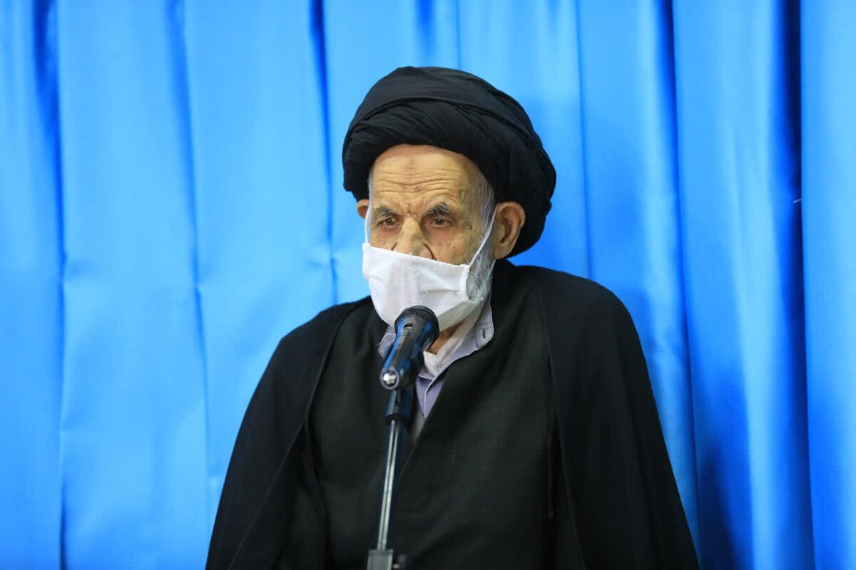 امام جمعه بیرجند: مساله اراضی پادگان ۰۴ حل شود امام جمعه بیرجند: مساله اراضی پادگان ۰۴ حل شود