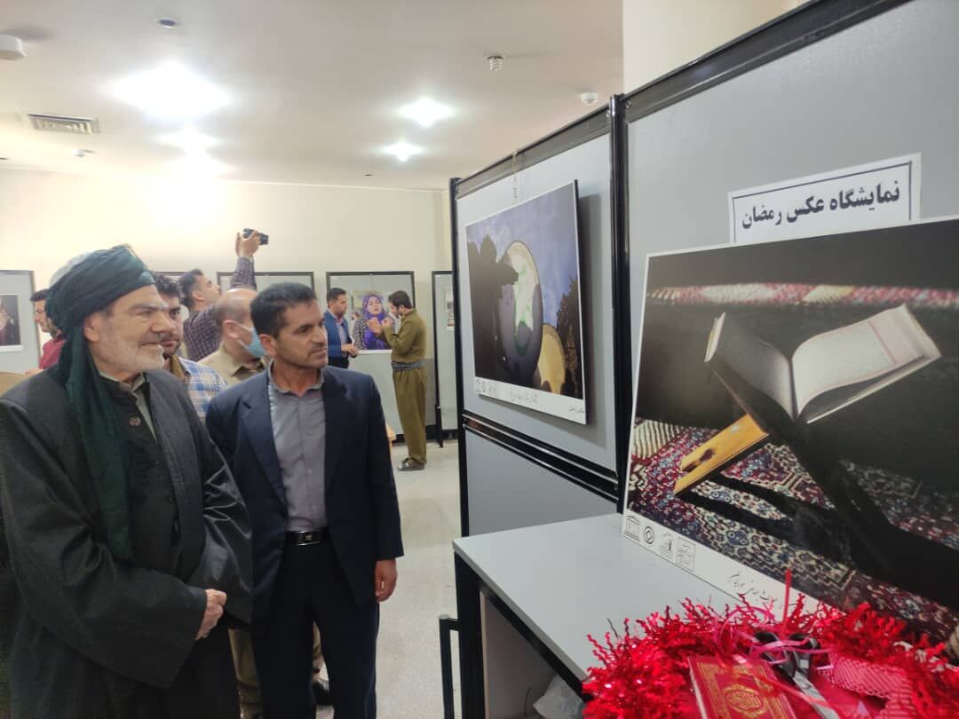 نمایشگاه عکس میراث جهانی هورامان در سروآباد افتتاح شد نمایشگاه عکس میراث جهانی هورامان در سروآباد افتتاح شد