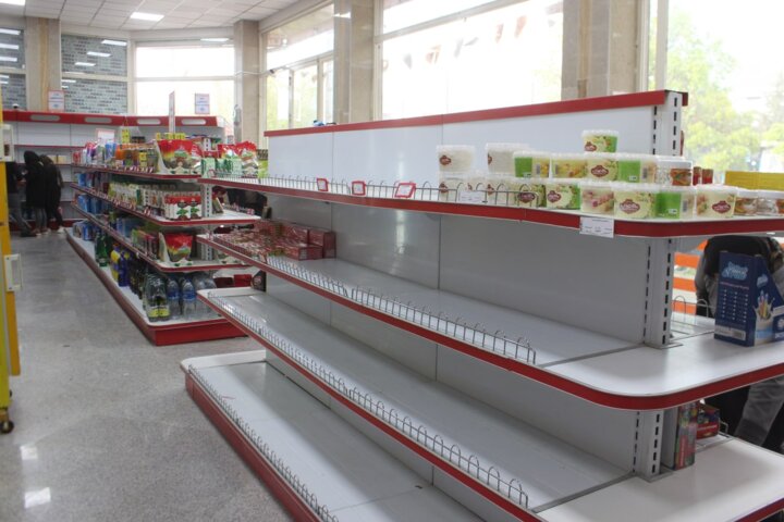 روغن هست اما قفسهها خالی است