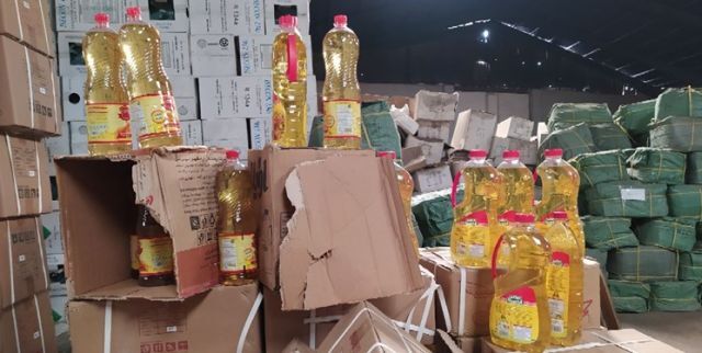 تیم های نظارتی بر بازار هرمزگان ۳۹ تن روغن احتکار و ۱۳۳تن آرد کشف کردند تیم های نظارتی بر بازار هرمزگان ۳۹ تن روغن احتکار و ۱۳۳تن آرد کشف کردند