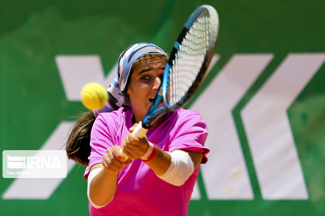 ایرانی خاتوں کھیلاڑی نے عالمی ٹینس مقابلوں کے فائنل میں جگہ بنالی